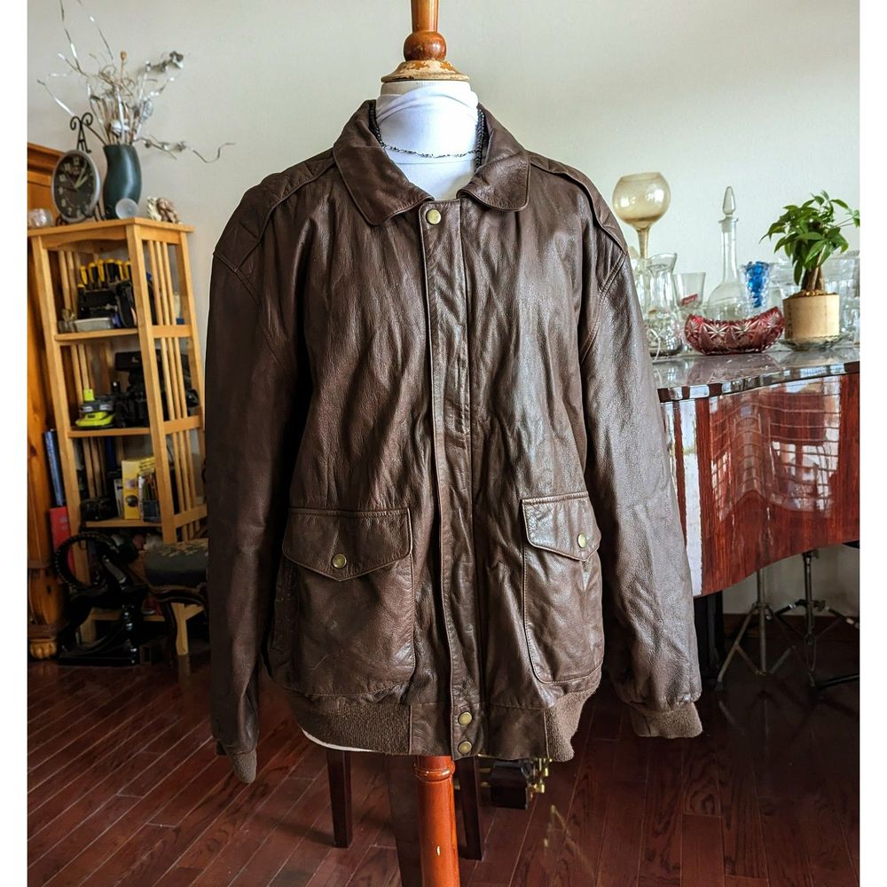 Hill & Archer Men's leather jacket   SZ 46